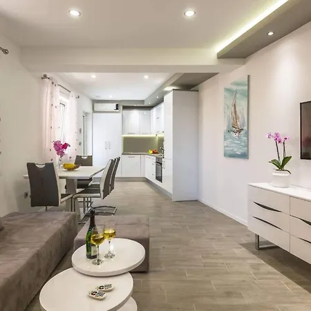 Dva Apartmán Makarská