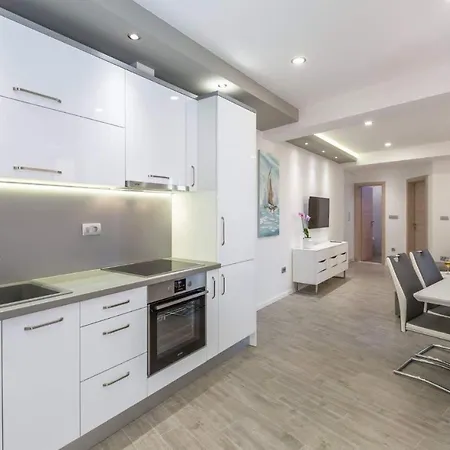 Dva Apartamento Makarska